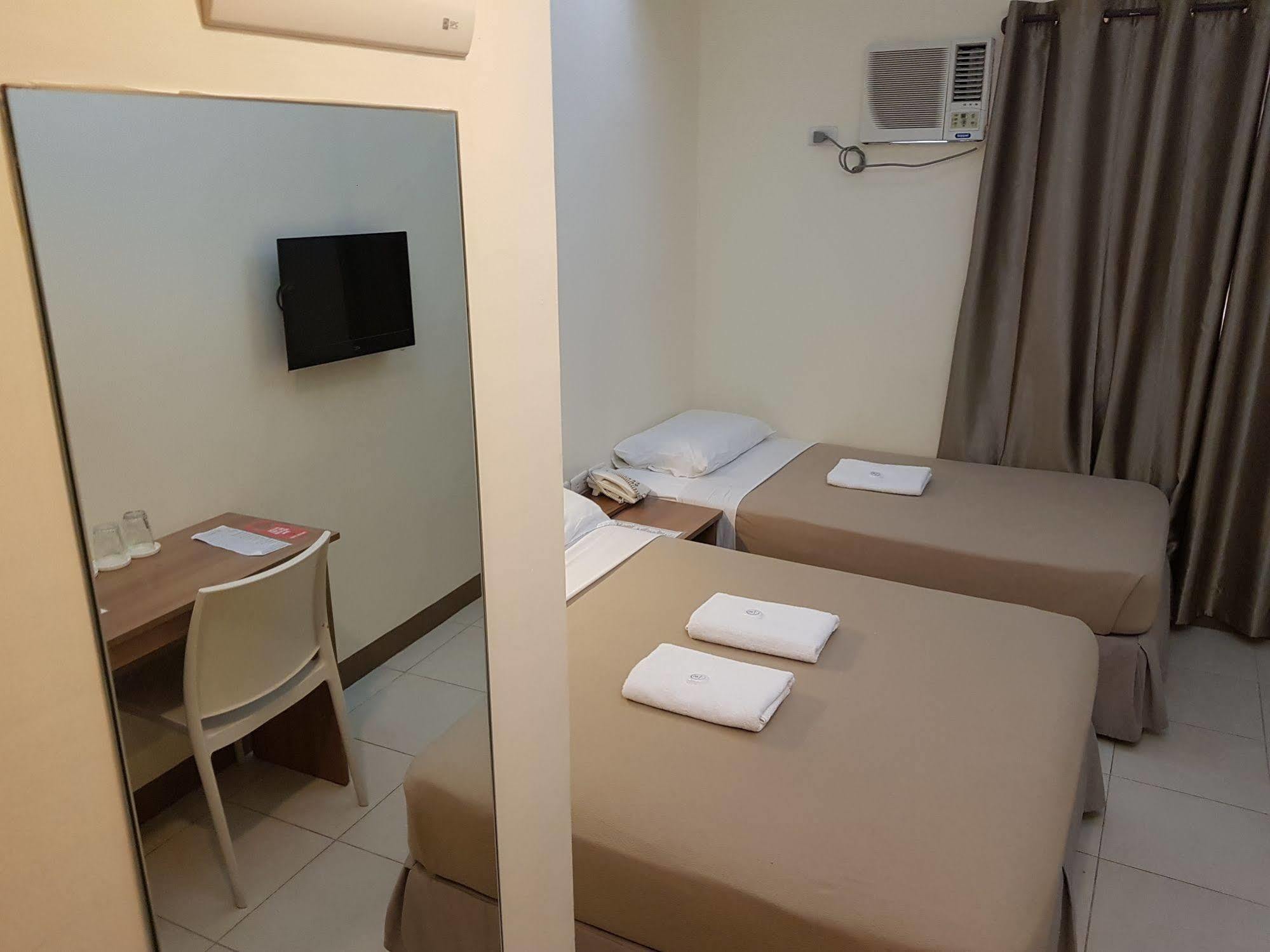The Center Suites Cebu Exteriér fotografie
