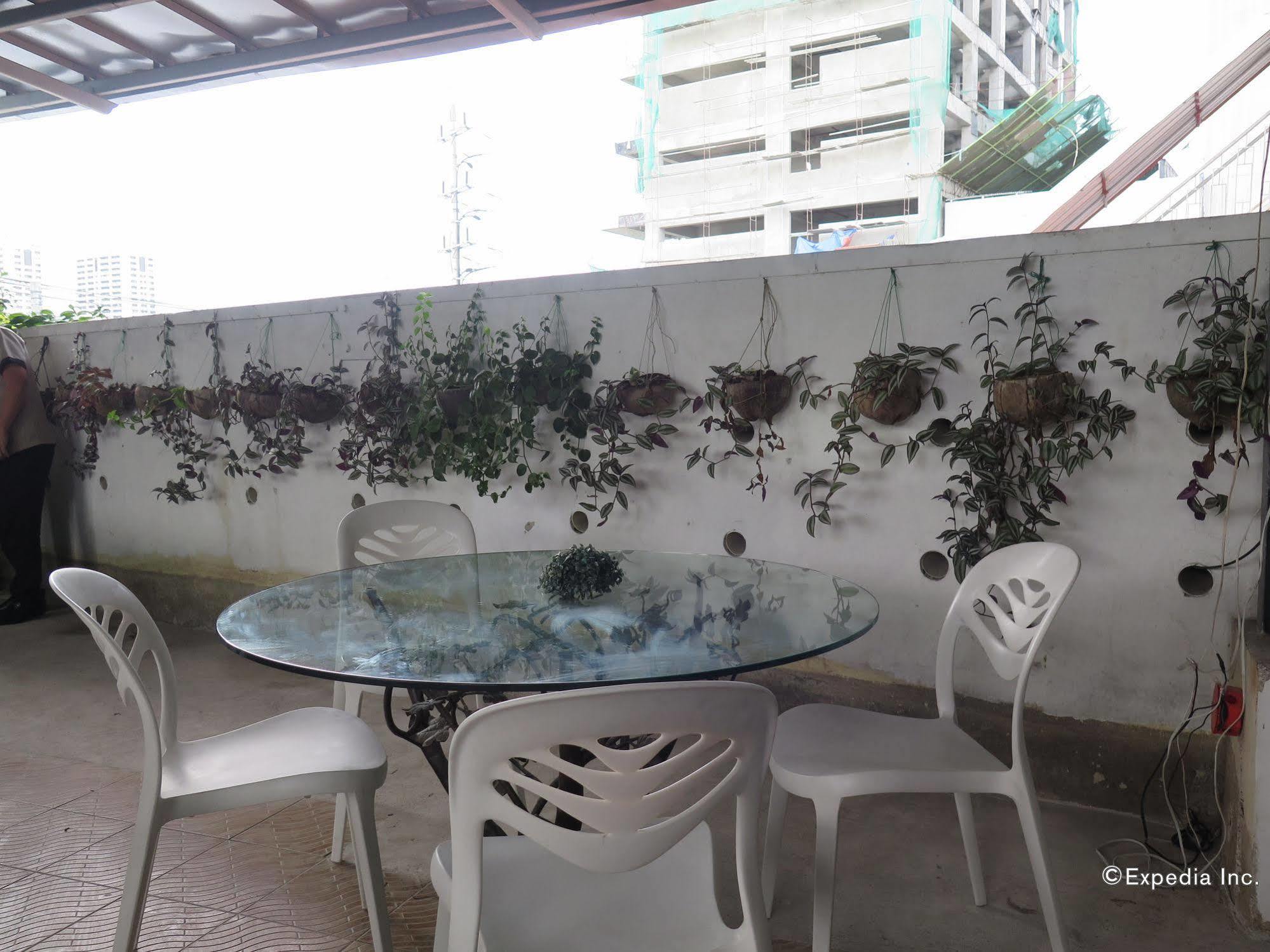 The Center Suites Cebu Exteriér fotografie